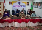 HSS Raih Penghargaan Khusus Penanggulangan Kemiskinan Saat Pandemi 16 HSS Raih Penghargaan Khusus Penanggulangan Kemiskinan Saat Pandemi