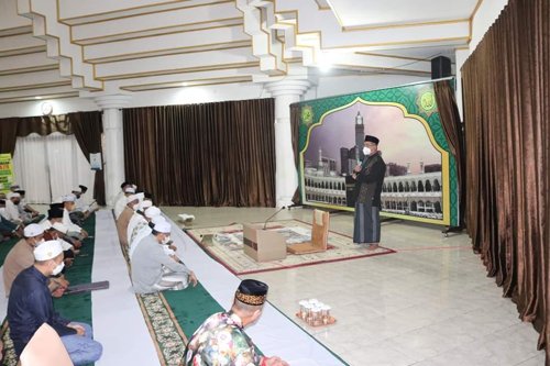 Doakan Almarhum Kakak, Fikry Laksanakan Haul 1 hal 12 HSS 3 klm 5