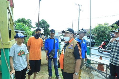 Komitmen dan Peduli Tingkatkan Pelayanan Mutu Pendidikan 1 hal 13 Lapsus HSU 1 35 klm