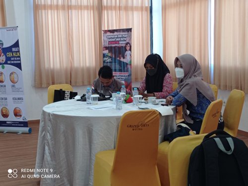 Pemilihan Duta Jamu dan Kosmetik Aman di Kotabaru 1 hal 16 K Baru 3 klm 12
