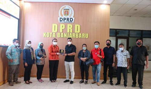 DPR Banjarbaru Terima Kunker DPRD Mojokerto 1 Hal 10 2 Klm BJB 2 3