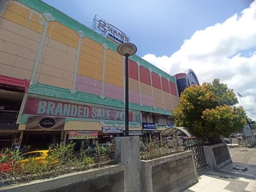 Hal 10 3 KLm Plaza Mitra 1