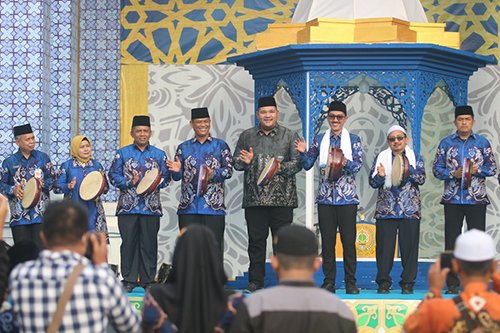 Bupati Buka MTQ Tingkat Kabupaten Banjar 1 Hal 16 4 KLm Martapura Buka MTQ 1