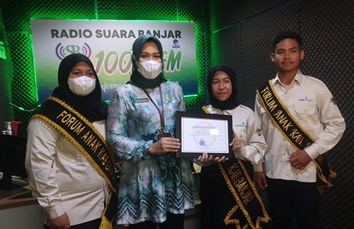 Hal 16 4 Klm Martapura siaran anak