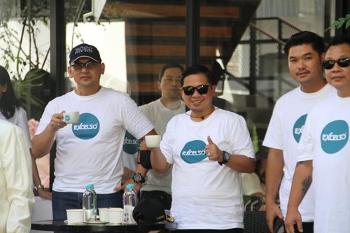 Walikota Banjarmasin, H Ibnu Sina Hadiri Grand Opening Excelso KM 5,5 Banjarmasin 1 Hal 9 3 KLm Kontrak 2 5