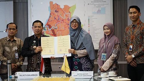 Pemko dan IAI TAZKIA Teken MoU Soal Kolaborasi Pembangunan 1 Hal 9 3 Klm Kontrak 2 4