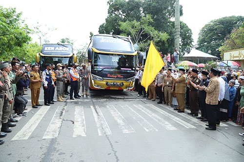 Lensa HSU Gambar 2 Plt Bupati HSU 5
