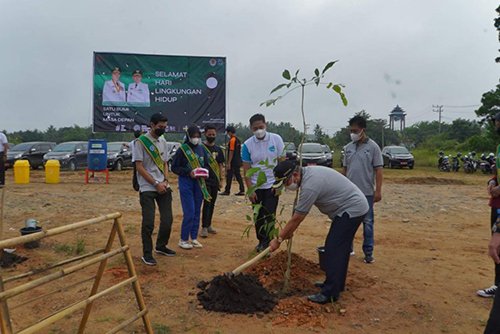 hal 12 HSS 1 3 klm 17