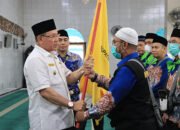 Bupati Sayed Jafar Lepas Jemaah Calon Haji Kotabaru