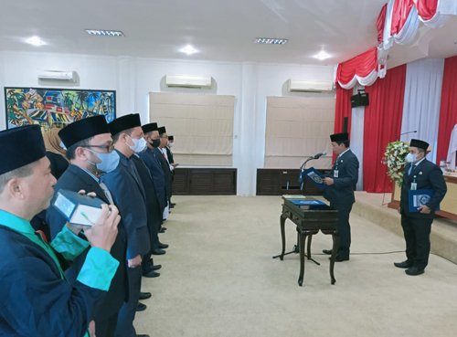 Puluhan Pejabat Pemkab Balangan Dimutasi 1 hal 2 Bal 4 klm