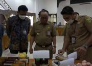 Enam Pelaku UMKM Tabalong Terima Piagam Penghargaan