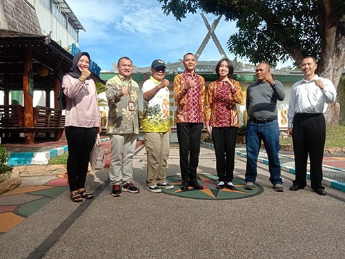 13 3klm gubernur jpg