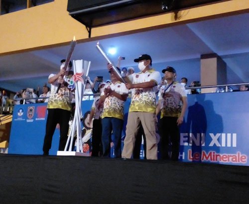 13 4klm gubernur jpg