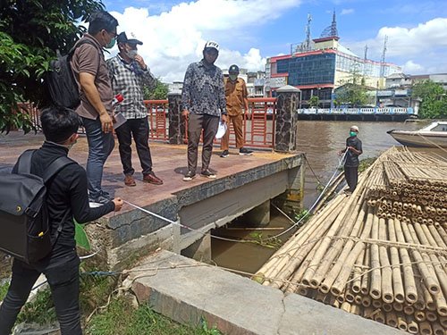 Hal 10 3 Klm Jembatan Apung