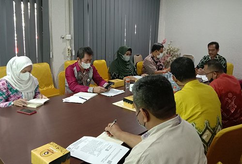 Diskominfostandi Rapat Evaluasi Internal Mandiri SPBE 1 Hal 16 4 KLm Martapura Rakor Evaluasi