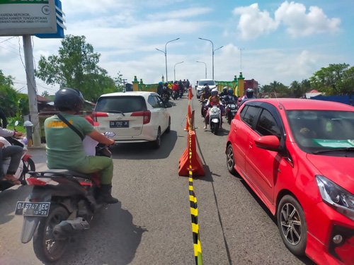 Hal 9 4 Klm Jembatan Sulawesi