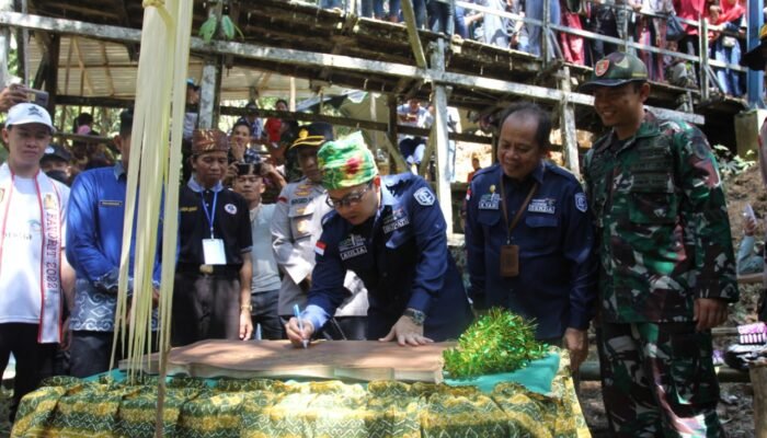 Bupati HST Resmikan Air Terjun Siwalangan