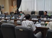 Komisi III DPRD Kalsel Tuntaskan Permasalahan Dampak Pembangunan Siring Kelayan Antara Warga dengan Kontraktor 9 Komisi III DPRD Kalsel Tuntaskan Permasalahan Dampak Pembangunan Siring Kelayan Antara Warga dengan Kontraktor