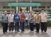 Komisi II Dukung Optimalisasi Pembangunan Pertanian 7 Komisi II Dukung Optimalisasi Pembangunan Pertanian