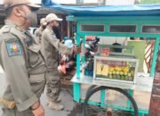 Satpol PP Fokus Bersihkan Trotoar dari PKL