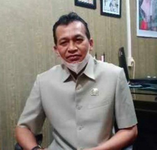 hAL 10 1 kLM Hari Kartono