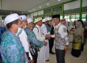 Rahmadian Noor Sambut Kedatangan Jemaah Haji Batola