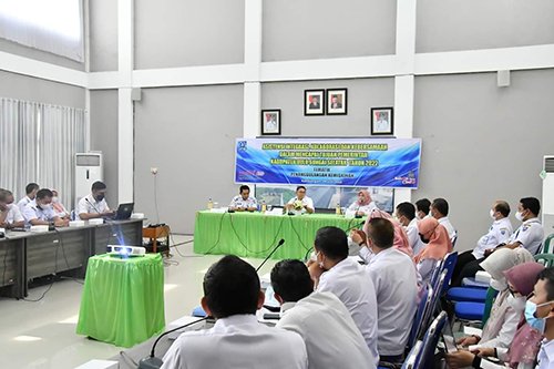 hal 12 HSS 1 3 klm 17