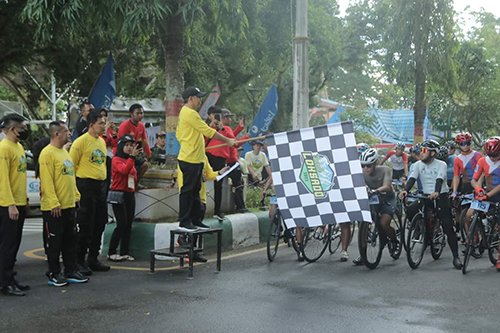 hal 12 HSS 1 3 klm 19