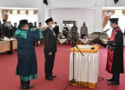 Kartoyo Resmi Jadi Wakil Ketua DPRD HSS 8 Kartoyo Resmi Jadi Wakil Ketua DPRD HSS