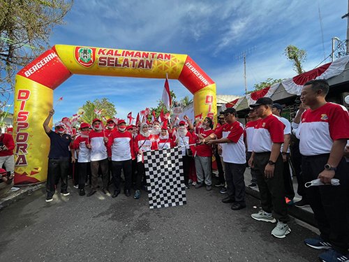 13 3klm Jalan sehat jpg