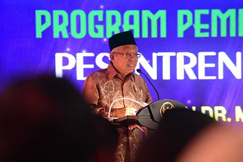 Hal 10 1 KLm Maruf Amin