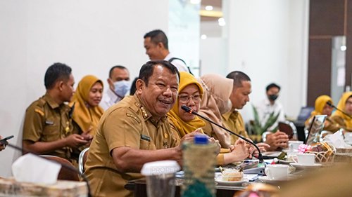 Komitmen Aditya-Wartono Dalam Pelayanan Publik 2 Hal 10 7 Klm Gabung 2 2