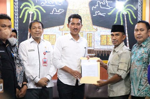 Hal 16 4 KLm Martapura Audiensi KPU