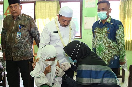 Wabup Tinjau BIAN di MIN 14 Banjar 1 Hal 16 4 KLm Martapura Tinjau Bian