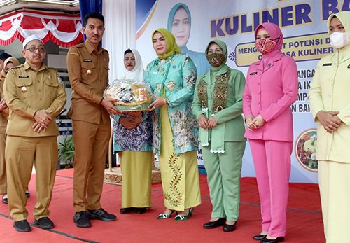 Hal 16 4 Klm Martapura Lomba kuliner