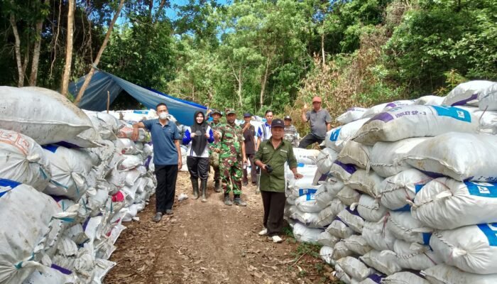 Tambang Manual Ilegal dibuka di HST, Bupati : “Itu Ilegal dan tidak berizin !“