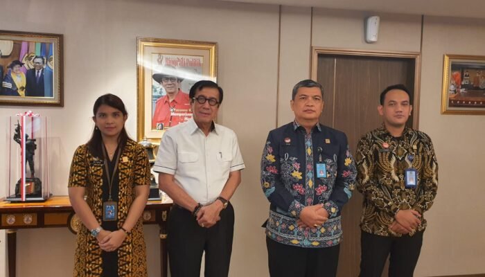 Tim Efektif Proper Kemenkumham Kalsel dan Kadivim Riau Temui Menkumham