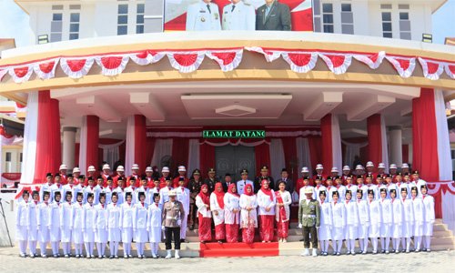 Lensa Tapin upacar detik detik proklamasi 6