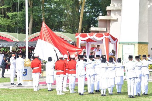 hal 12 HSS 1 3 klm 11