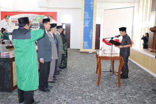 Bupati Tapin Lantik Pengurus Baznas Tapin Periode 2022-2027 1 hal 12 Tapin 35 klm 19