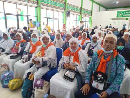 Jamaah Haji Kotabaru Kloter 4 BDJ Uji Antigen Hasilnya Negatif 1 hal 16 K Baru 3 klm 4