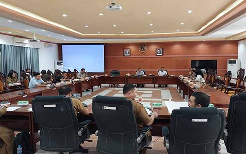 Bapemperda DPRD Kapuas Bahas Propemperda Bersama Eksekutif 1 16 kapuas 4