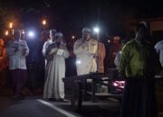 Malam Arba Musta’mir, Warga Palam Bersholawat Keliling Kampung