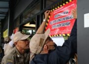 Menunggak Pajak Reklame Hingga Puluhan Juta