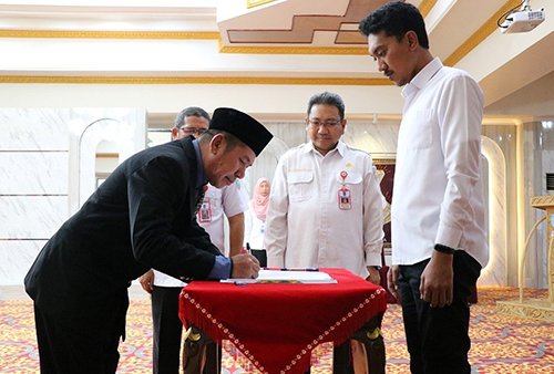 Hal 16 4 Klm Martapura Lantik direktur