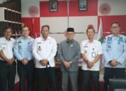 Temui Ketua DPRD Tanah Bumbu, Kakanwil Bahas Pembangunan Lapas dan Sosialisasikan UU Pemasyarakatan Baru 34 Temui Ketua DPRD Tanah Bumbu, Kakanwil Bahas Pembangunan Lapas dan Sosialisasikan UU Pemasyarakatan Baru