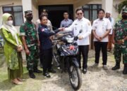 Bupati Hadiri Pengundian Doorprize Peserta Vaksinasi di Kecamatan Limpasu 25 Bupati Hadiri Pengundian Doorprize Peserta Vaksinasi di Kecamatan Limpasu