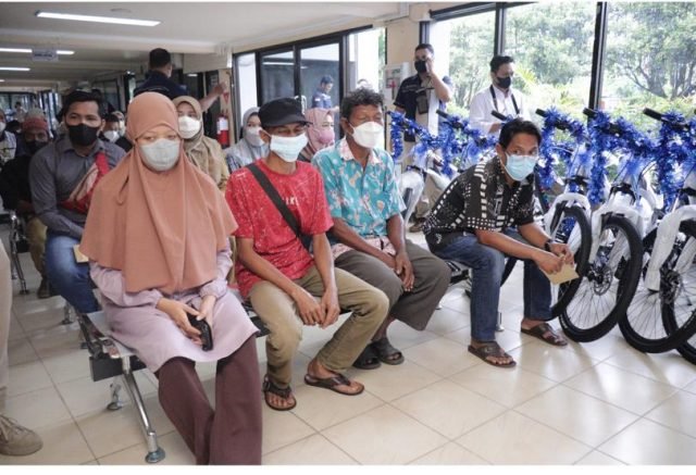 Meriahkan HUT Kota Banjarmasin ke-496, PT AM Bagi-Bagi Sepeda Untuk Pelanggan Teladan 3 IMG 20220920 WA0101 scaled