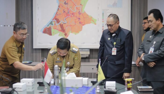 PAM Bandarmasih Perpanjang MoU Retribusi Sampah dengan DLH Kota Banjarmasin