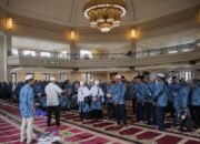 Jhonlin Group Berangkatkan Umrah 870 Warga Tanah Bumbu 13 Jhonlin Group Berangkatkan Umrah 870 Warga Tanah Bumbu